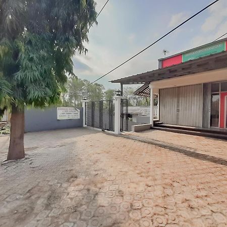 Wisma Asri Syariah Majalengka Redpartner Dawuhan Eksteriør bilde